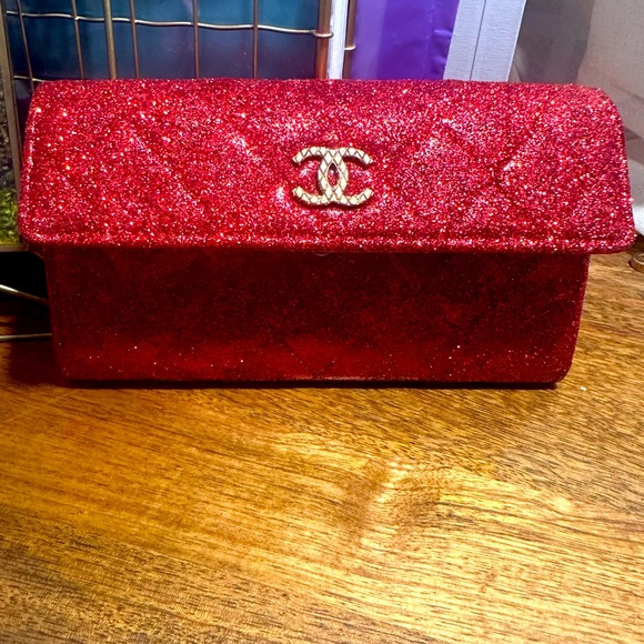 ❤️COCO CHANEL RED GLITZ CLUTCH 💯 - Picture 11 of 12